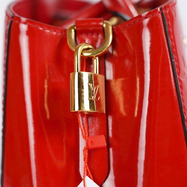 Túi LV Montaigne hoa đỏ bóng kèm ổ + 2 chìa (CA1135) sz29 KG+
