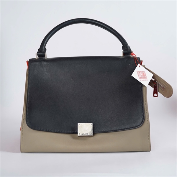 Túi Celine Handle xám nắp đen sz30 KG+