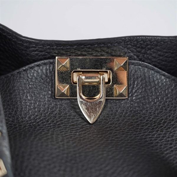 Túi Valentino đen viền đính cườm sz33 KG+