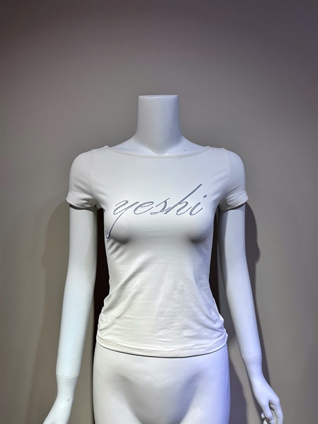 Yeshi Top