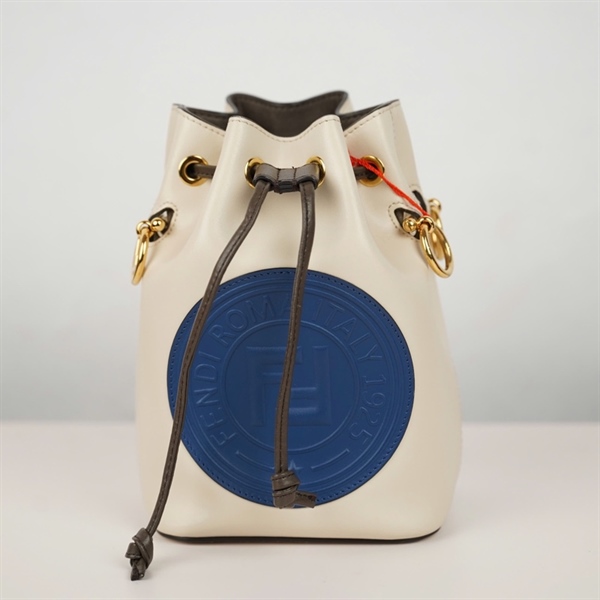 Túi Fendi Bucket trắng sz12 (8BS010 A370 189-0511) (BQ) KG+