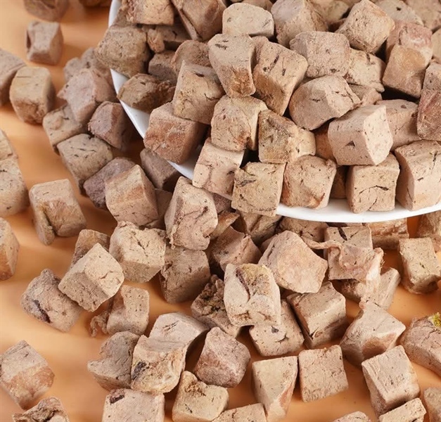 Thịt sấy khô cho chó mèo