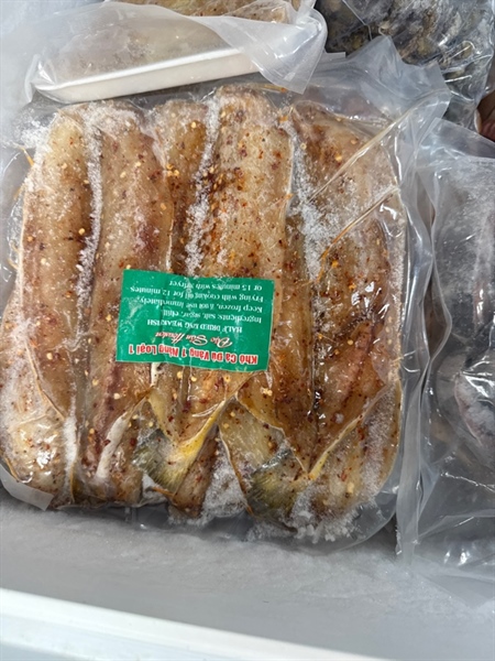 Cá Đù Một Nắng Ướp Sả Ớt