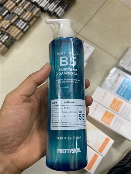 Sữa rửa mặt B5 Prettyskin 300ml