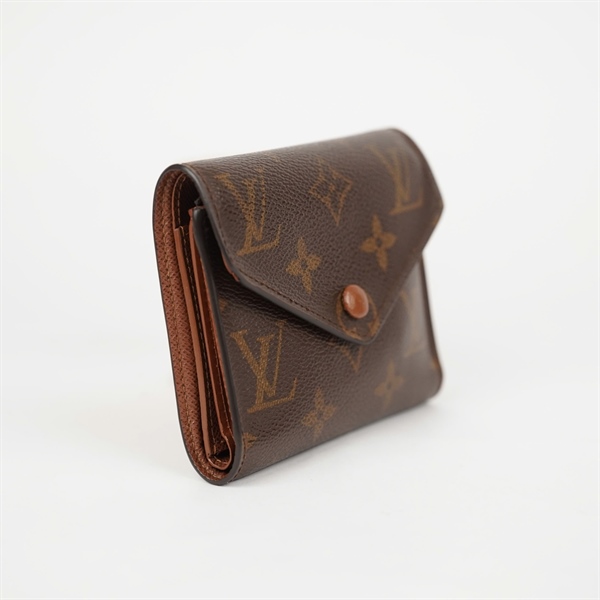 Ví LV hoa nâu gập 3 nút nâu (LT) KG+