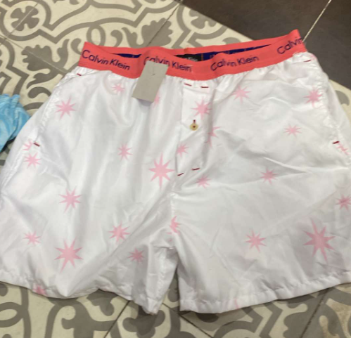 Quần đùi Calvin Klein