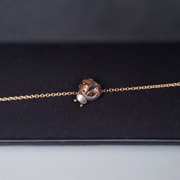 Dây chuyền Tiffany&Co mặt con bọ KG+