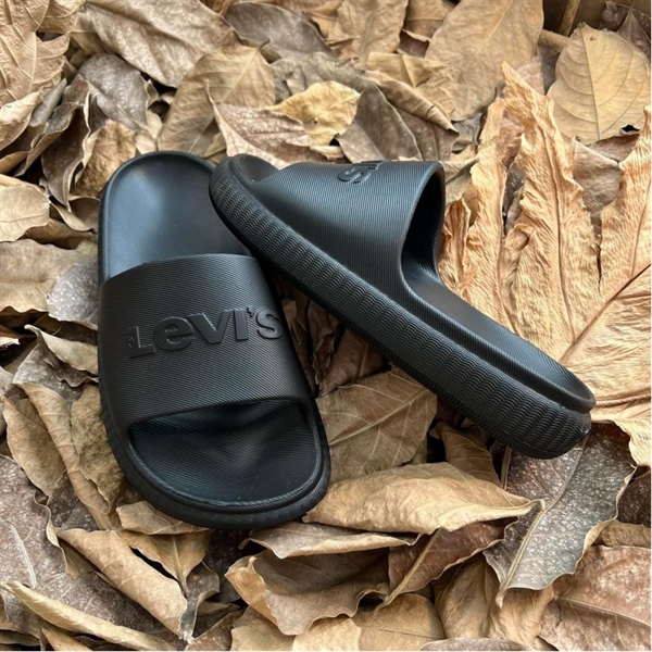 Dép Levi’s Đen