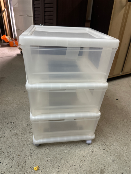 Tủ nhựa 3 ngăn trong suốt