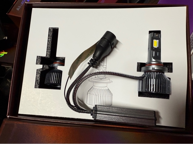 BÓNG LED AI 9005/HB3