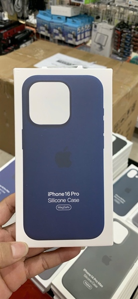 Ốp iPHONE 16 Pro Magsafe Chống bẩn