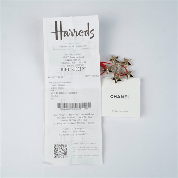 Cài áo Chanel hình ngôi sao +
