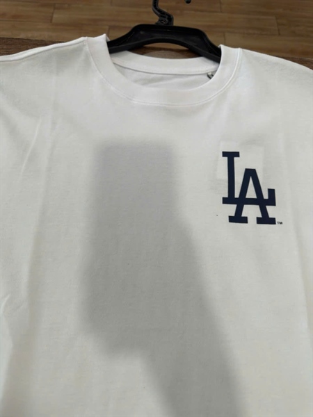 ÁO THUN LA KOREA TRẮNG SIZE L
