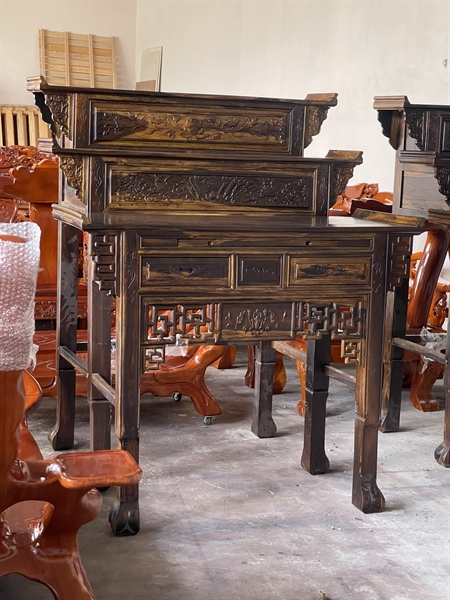 BÀN CÚNG 3T GỖ MUỒNG 154 DIỀM