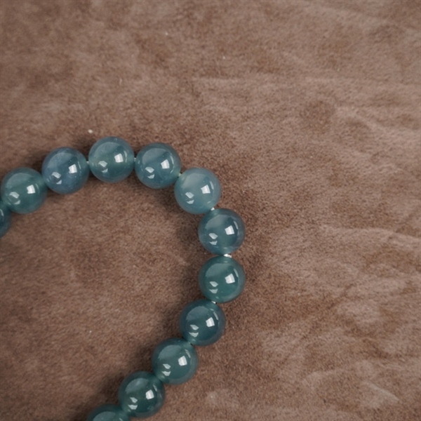 Vòng lam băng Gua 20 hạt ly10-9.94 (557283) KG+