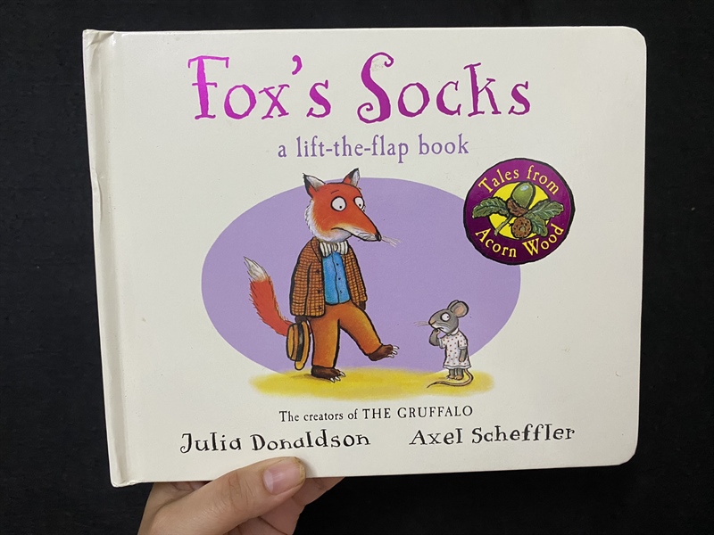 Fox's Socks a lift-the-flap book - by Julia Donaldson