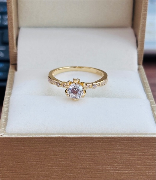 18-285 Nhẫn vàng nữ 18K