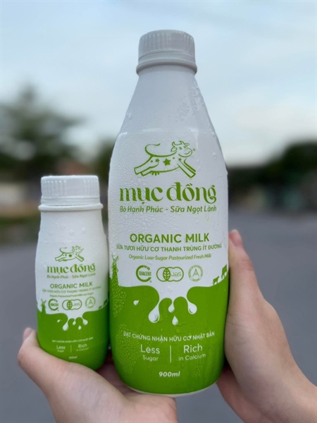 SỮA TƯƠI HỮU CƠ THANH TRÙNG ÍT ĐƯỜNG - 900ML