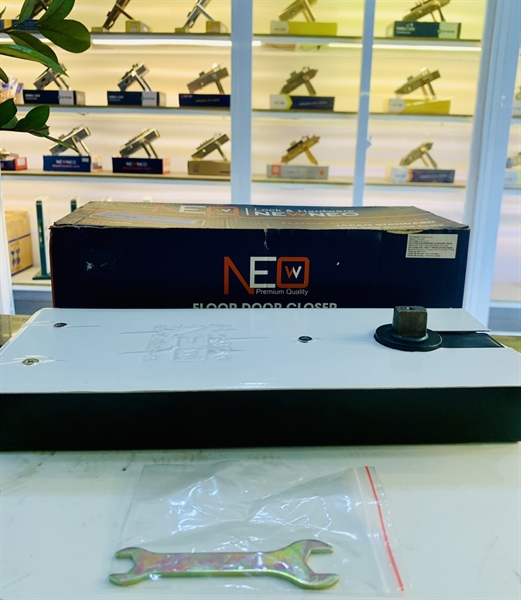 BẢN LỀ SÀN CỬA KÍNH NEWNEO NO.HS-8623W CHỊU TẢI 150KG - KT 308X108X42MM