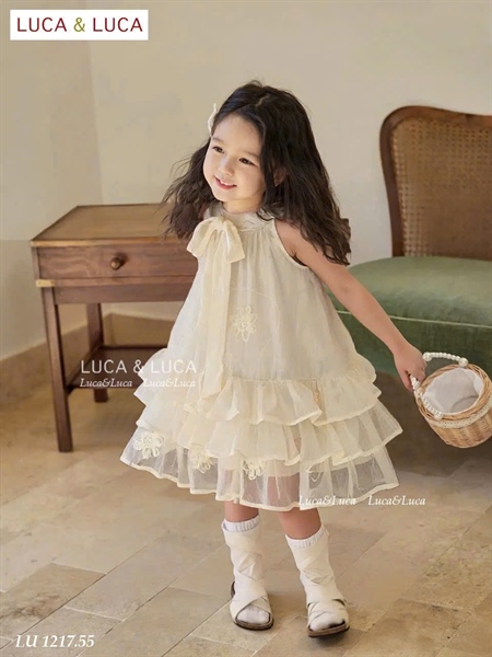 Đầm yếm kem Lu1217