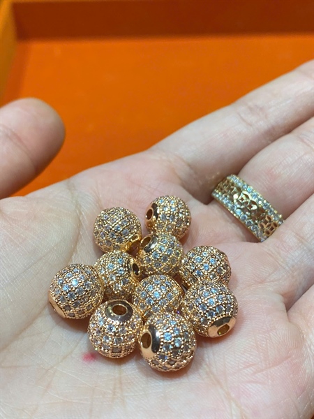Hạt tròn hồng đính đá trắng 10x10mm