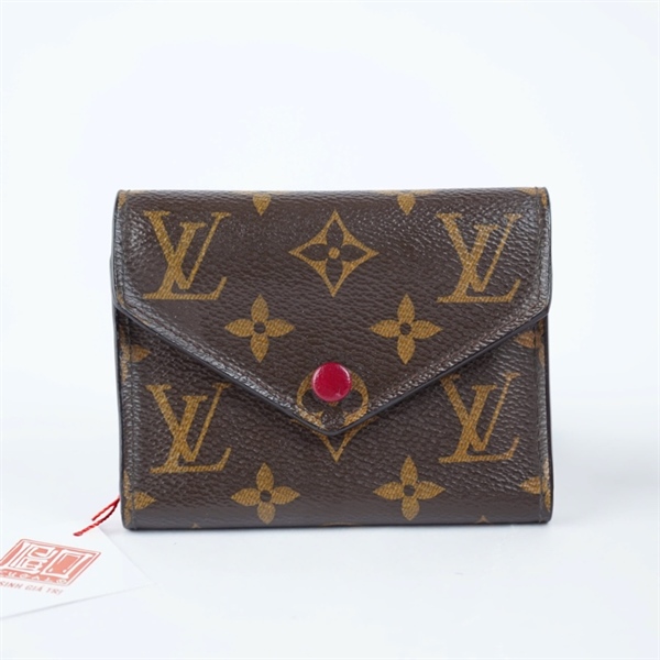 Ví LV hoa nâu nút đỏ (LT) KG+