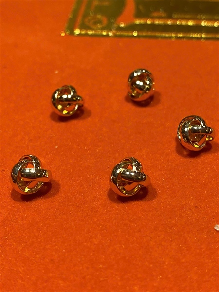 Charm xoắn vàng 8mm