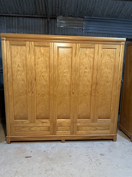 Tủ gỗ gõ cánh huỳnh YC01