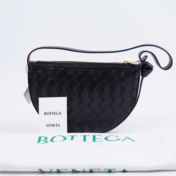 Túi Bottega kẹp nách đen sz15 (miệng túi sz24) (LN) KG+