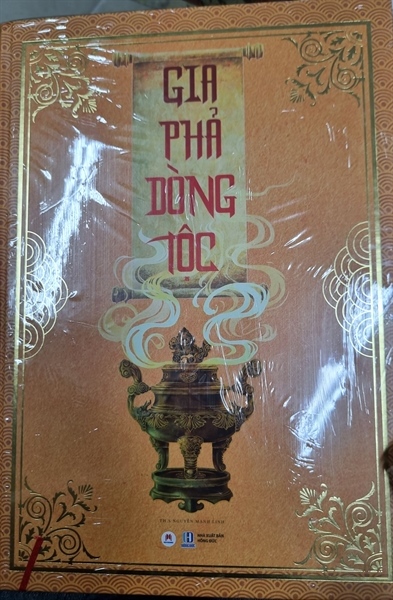 Gia phả dòng tộc