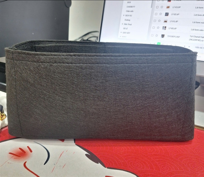 Lót form đen 28x9x13cm +