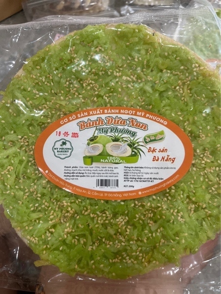 Bánh dừa non lá dứa
