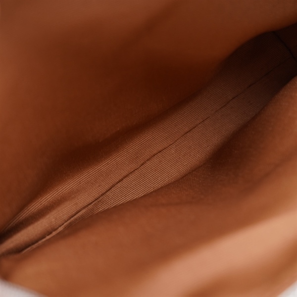 Túi Coach Handle trắng sz27 +