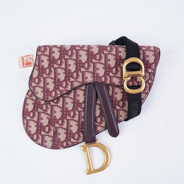 Túi Dior Saddle đỏ sz14 (miệng túi 19cm) (BMC) KG+