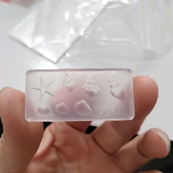 Khuôn nặn charm sò3