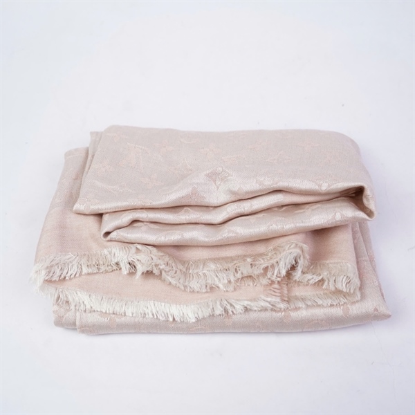 Khăn LV hồng nhạt in hoa (PN) +