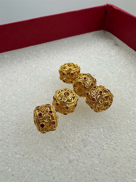 Charm bi vàng đá tím