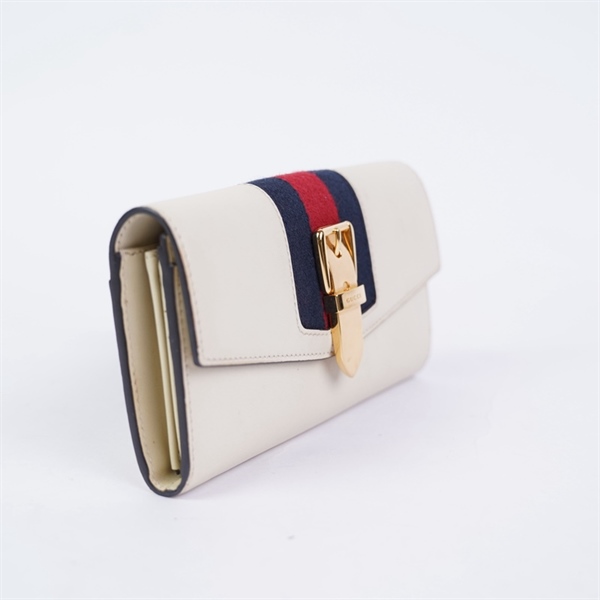 Ví GG trắng sz19 KG+