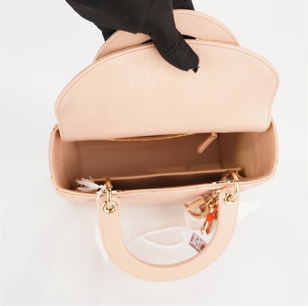 Túi Dior Lady nude da đà điểu (02-MA-1222) szM +