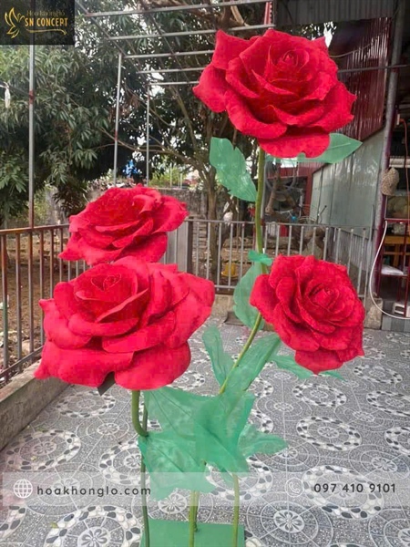 Cho thuê set hoa hồng xốp khổng lồ