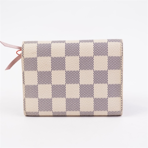 Ví LV ô vuông trắng gập 3 nút hồng (LT) KG+