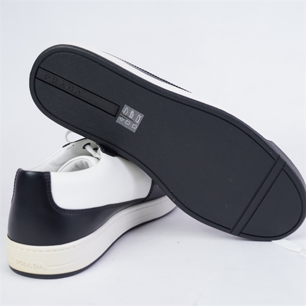 Giày Prada đen trắng sz8 (UK) KG+