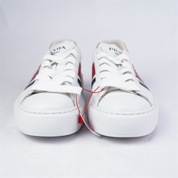 Giày Prada trắng sz7 (UK) KG+