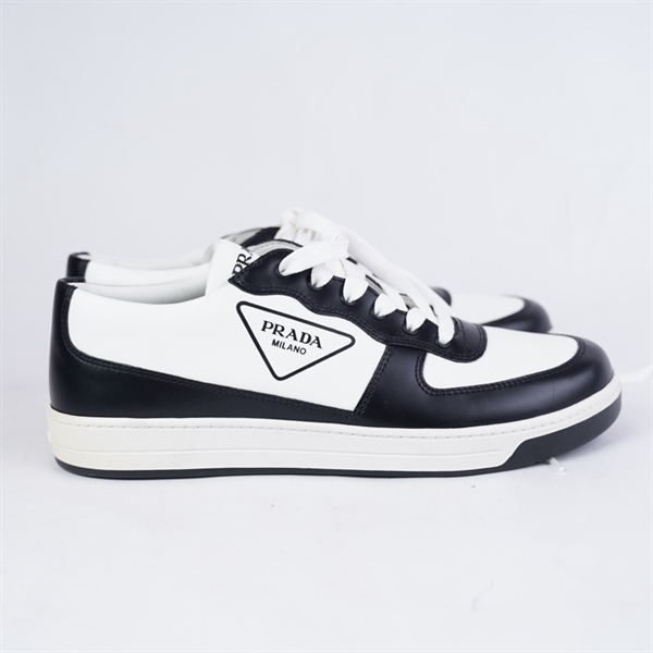 Giày Prada đen trắng sz8 (UK) KG+