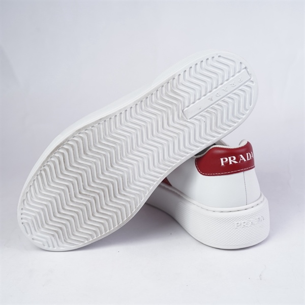 Giày Prada trắng sz7 (UK) KG+