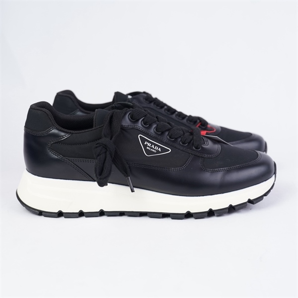 Giày Prada đen sz8 (UK) KG+