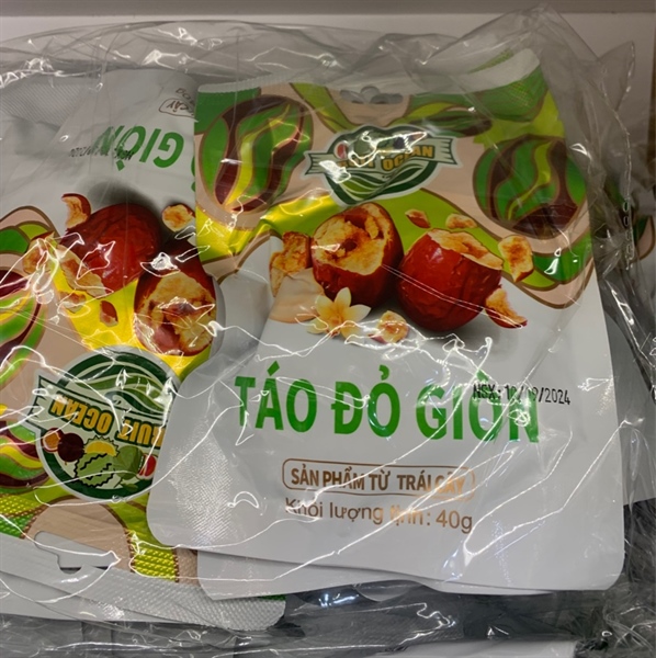 Táo đỏ giòn 40g lốc 10 gói