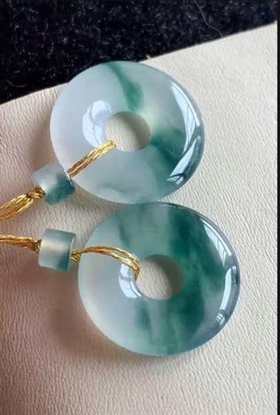 Băng hoa bay jadeite a Myanmar 992628 +