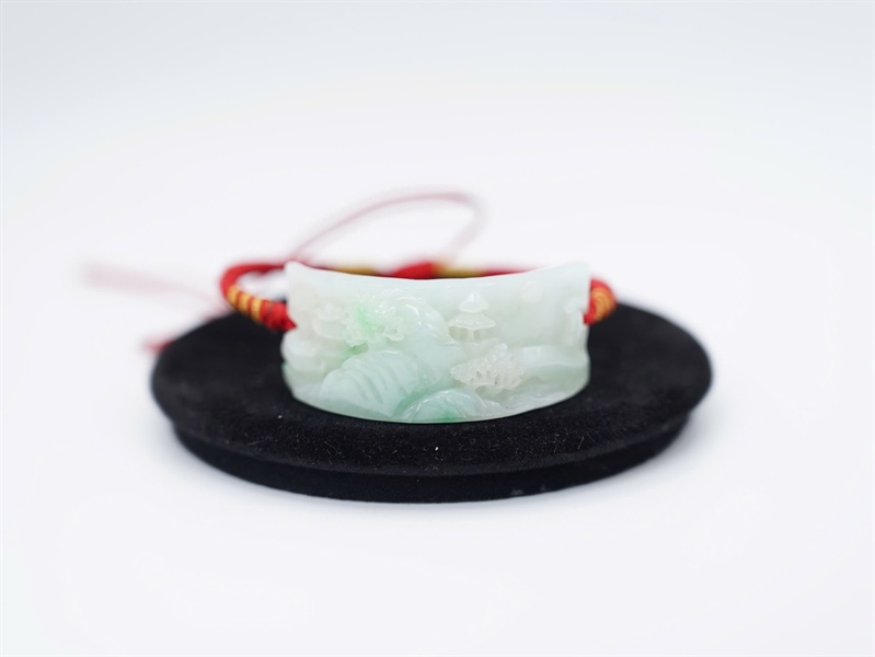 Khánh đeo tay sơn thủy Myanmar KG+