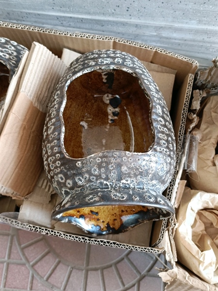 BÌNH THÁC NƯỚC ĐEN LỚN